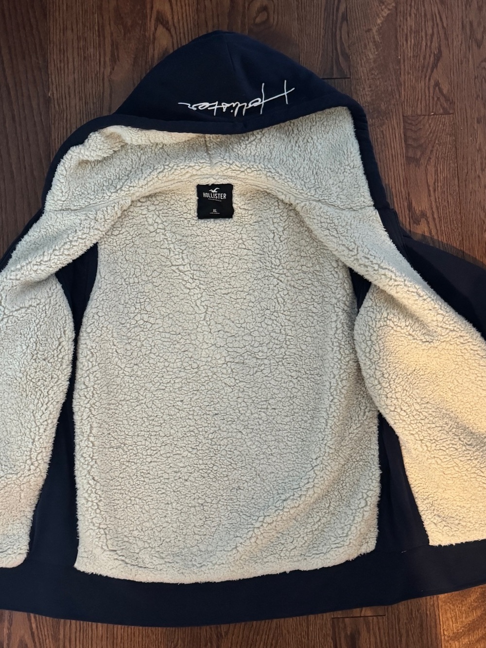 Hollister Navy Zip-Up Hoodie with Cream Sherpa Lining XL - Picture 2 of 3